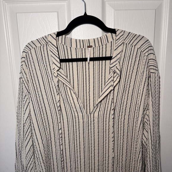 Free People Gray & White Rhythm Of The Night Striped Tunic - Picture 4 of 12